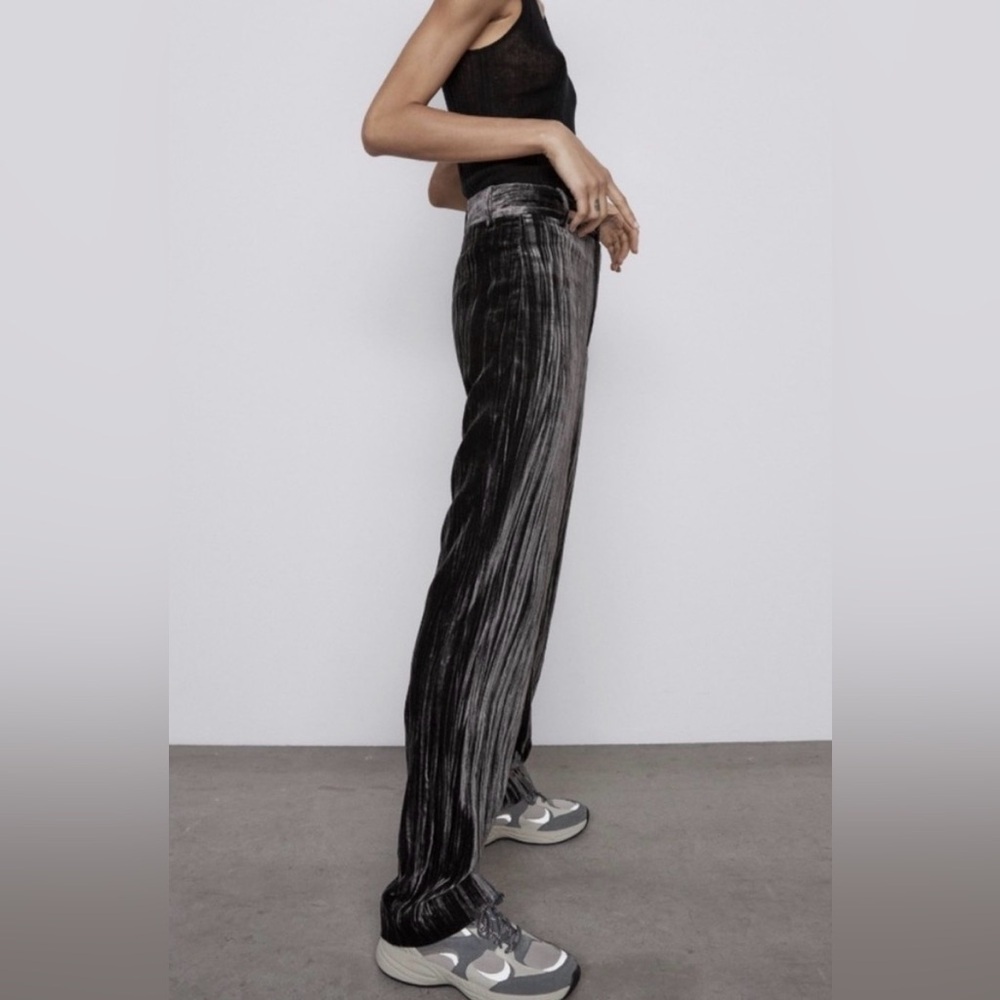 Zara Women’s Gray Pleated Crushed Velvet High Waisted Wide Leg Pants, Sz Medium - Picture 2 of 14